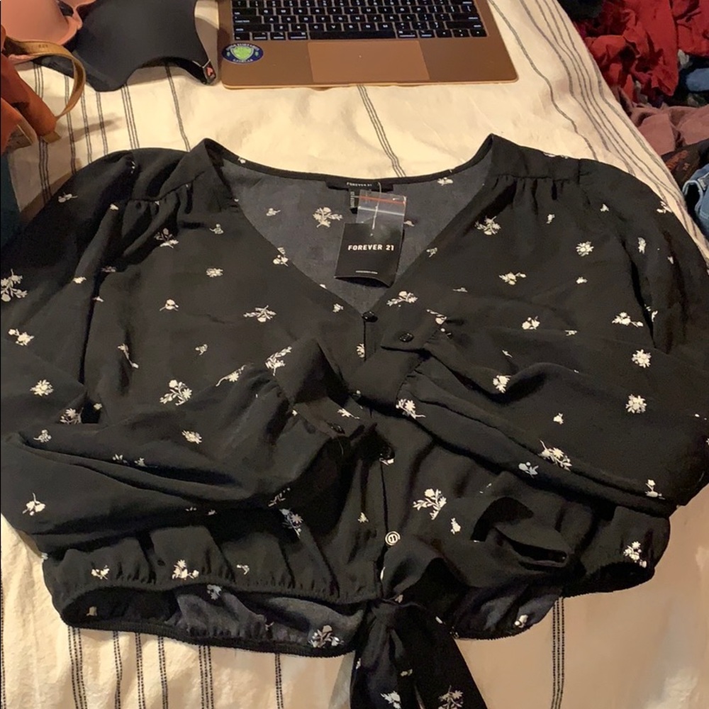 Crop top